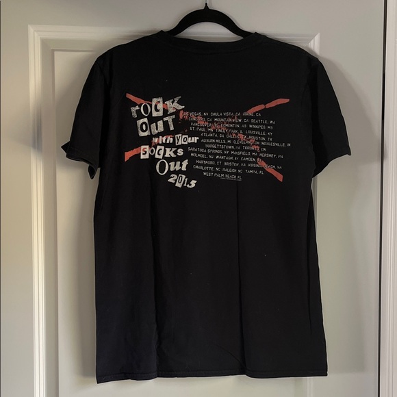 5 Seconds of Summer Black T-Shirt - Picture 2 of 3